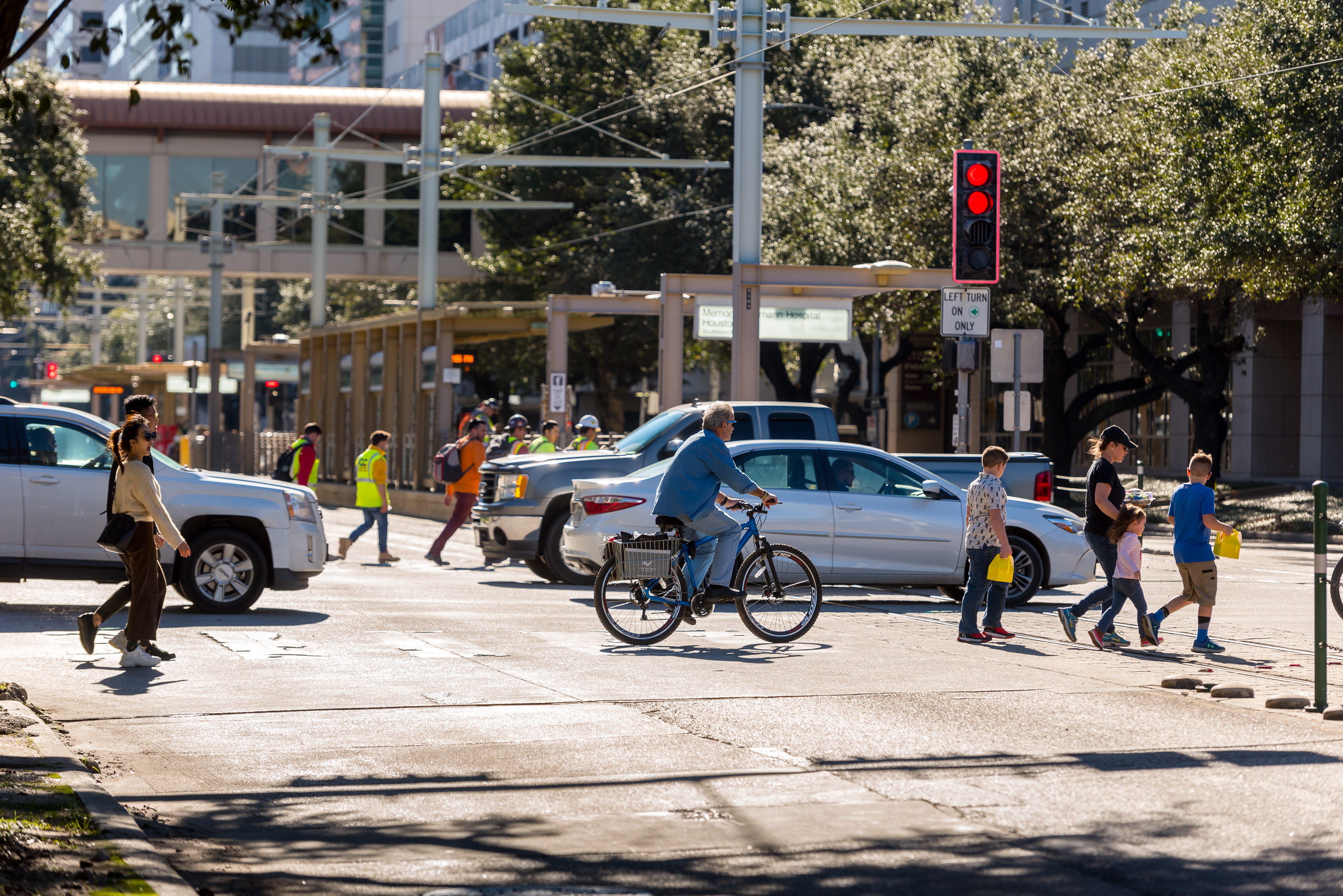 H_GHP_Downtown_Pedestrians_2019